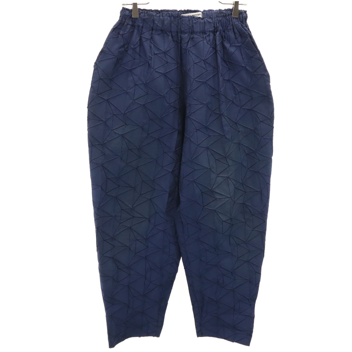 ISSEY MIYAKE イッセイミヤケ プリーツ加工 テーパードパンツ 2 ネイビー バルーン