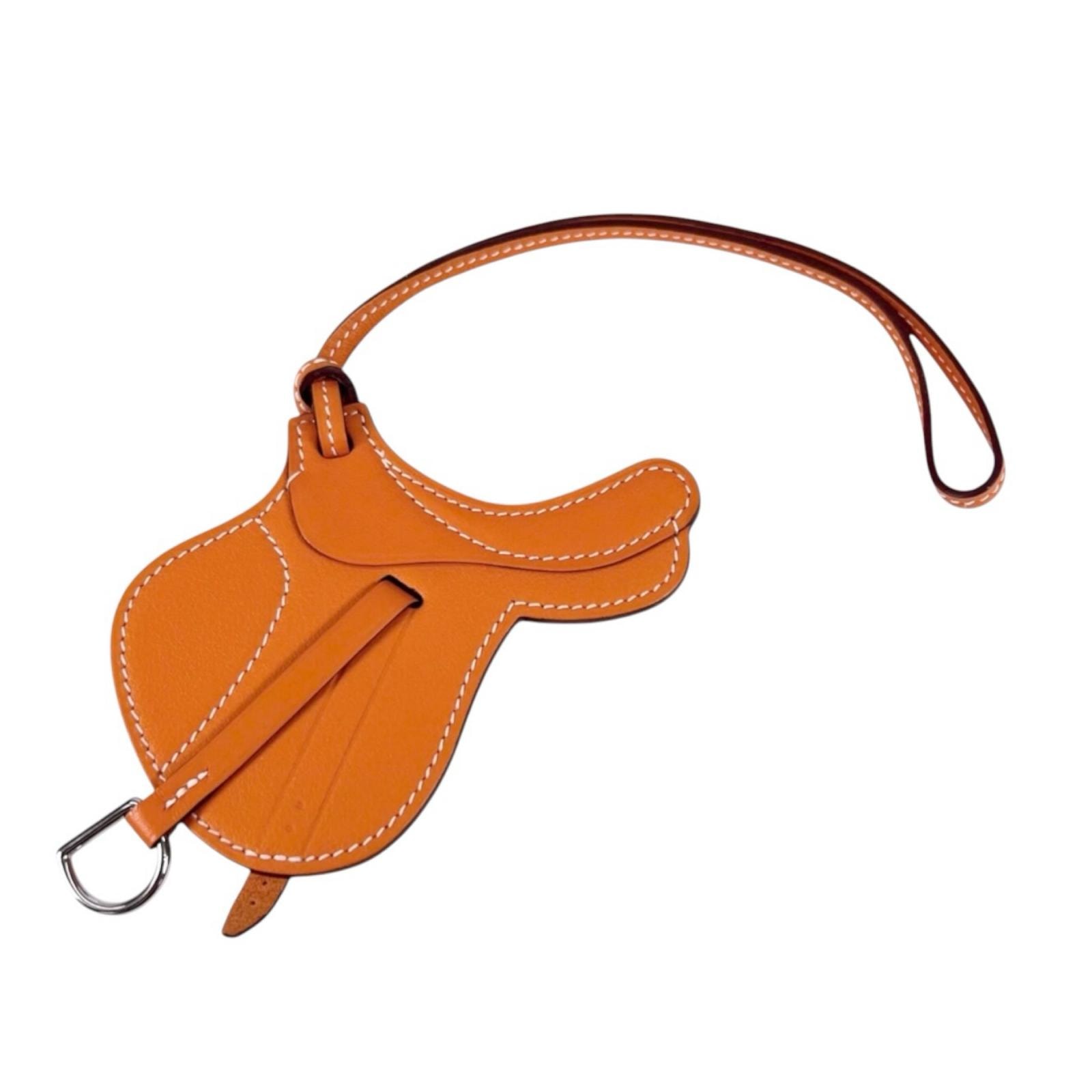 未使用品 エルメス チャーム PaddockSelle パドックセル オレンジ