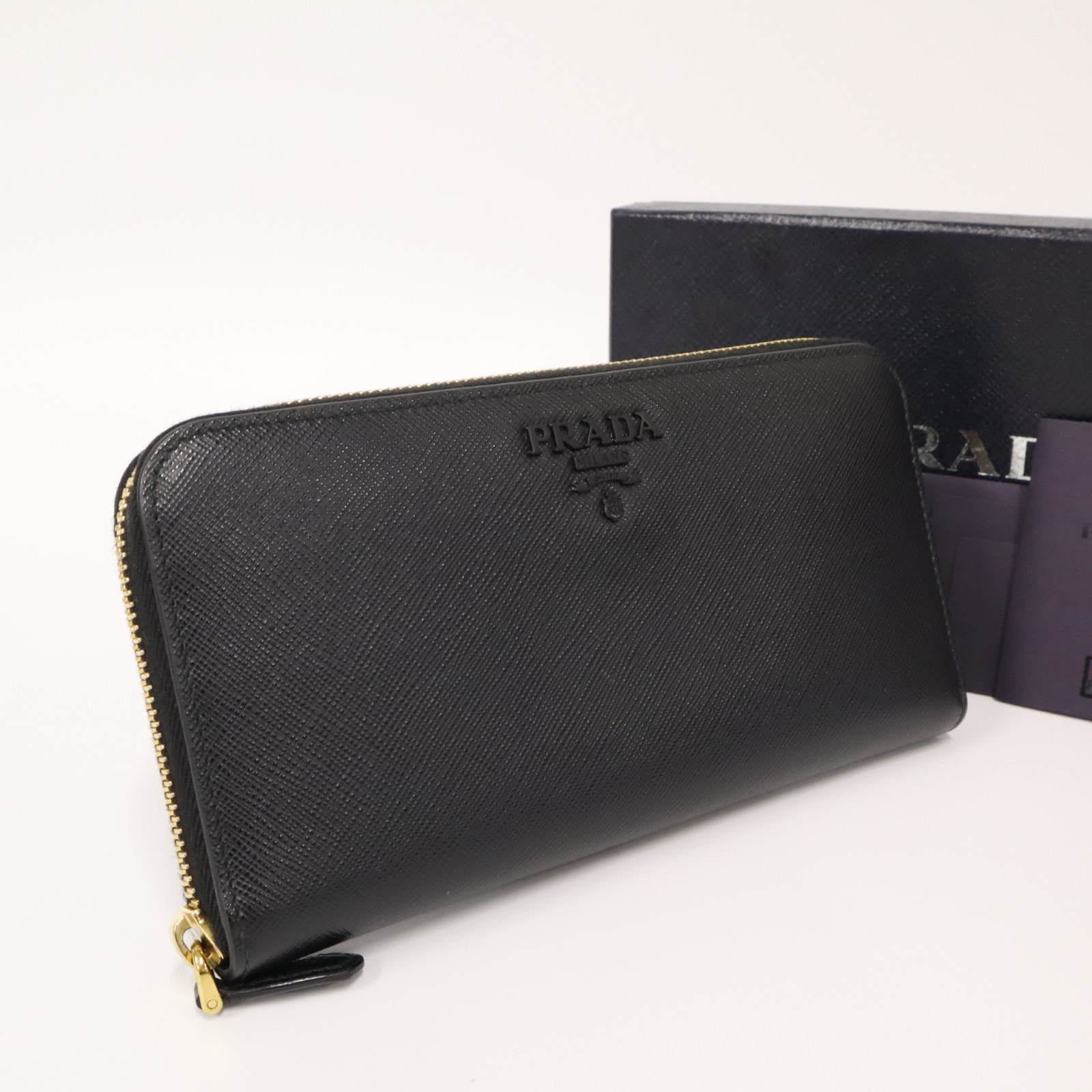 極美品 PRADA プラダ サフィアーノ ロゴ ジップアラウンド長財布 1ML506 長財布 ブラック サフィアーノ メンズ