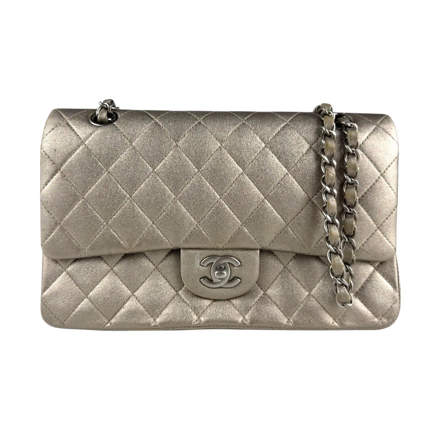 シャネル CHANEL ショルダーバッグ マトラッセ ダブルフラップ レザー/メタル シャンパンゴールド/シルバー レディース【中古】 z7903
