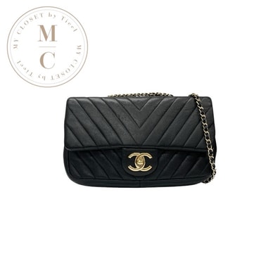 シャネル CHANEL バッグ ショルダーバッグ ブラック ゴールド シェブロン ココマーク Vステッチ ダブルチェーン ターンロック シングルフラップ