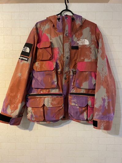 Supreme x The North Face Cargo Jacket "Pink"