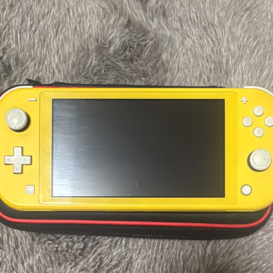 Nintendo Switch Lite Yellow