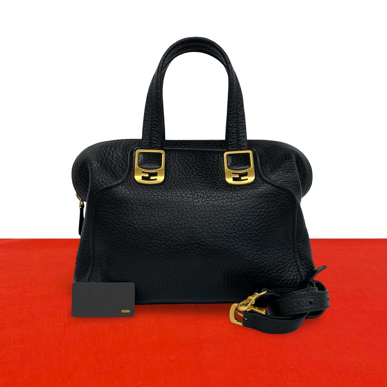 FENDI フェンディ カメレオン レザー ショルダーバッグ ブラック
 30859