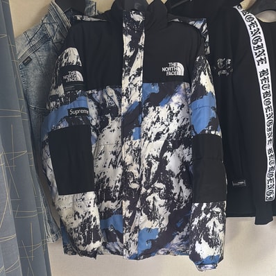 Supreme x The North Face Mountain Baltoro Jacket "Blue"