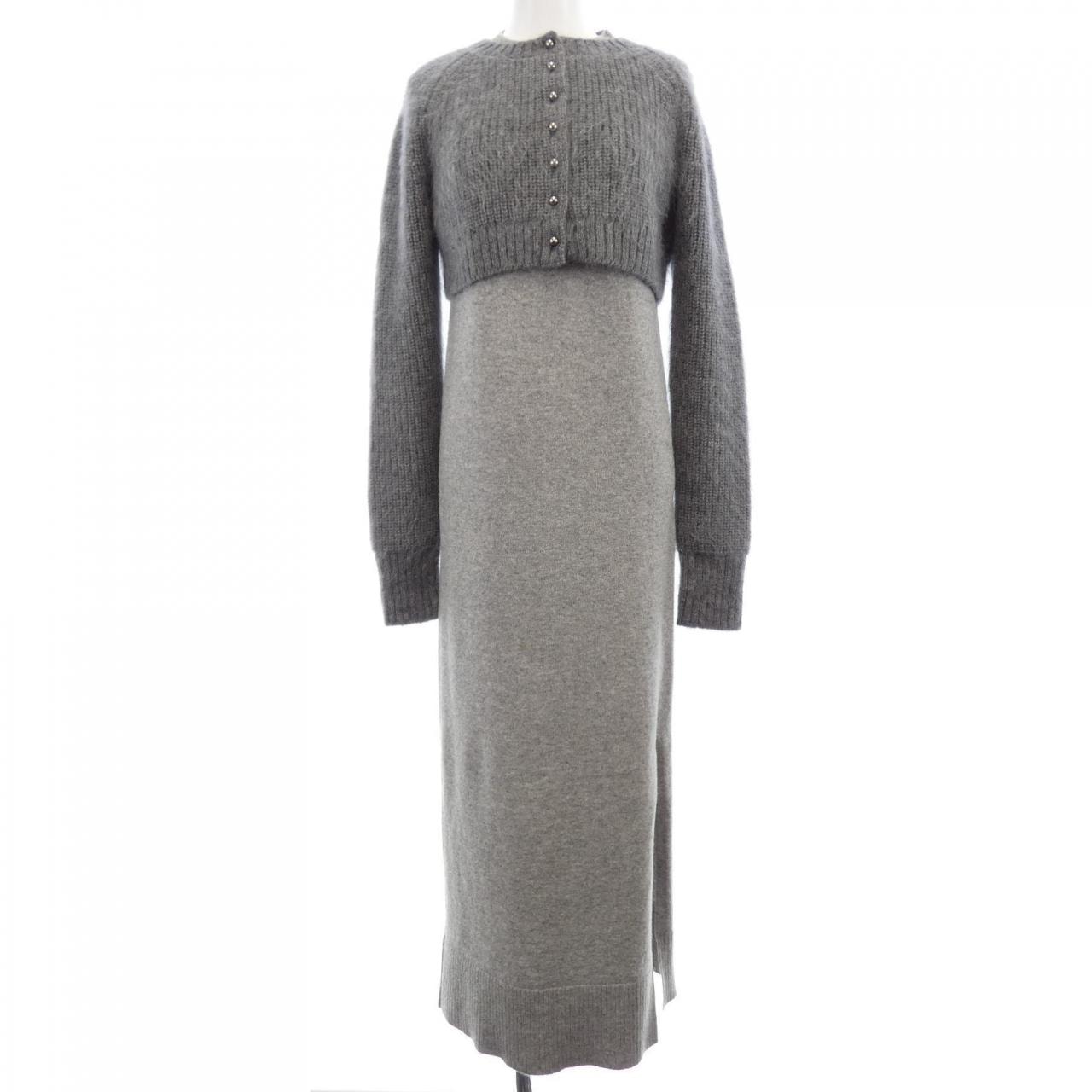 サカイ SACAI 22-06241 ワンピース