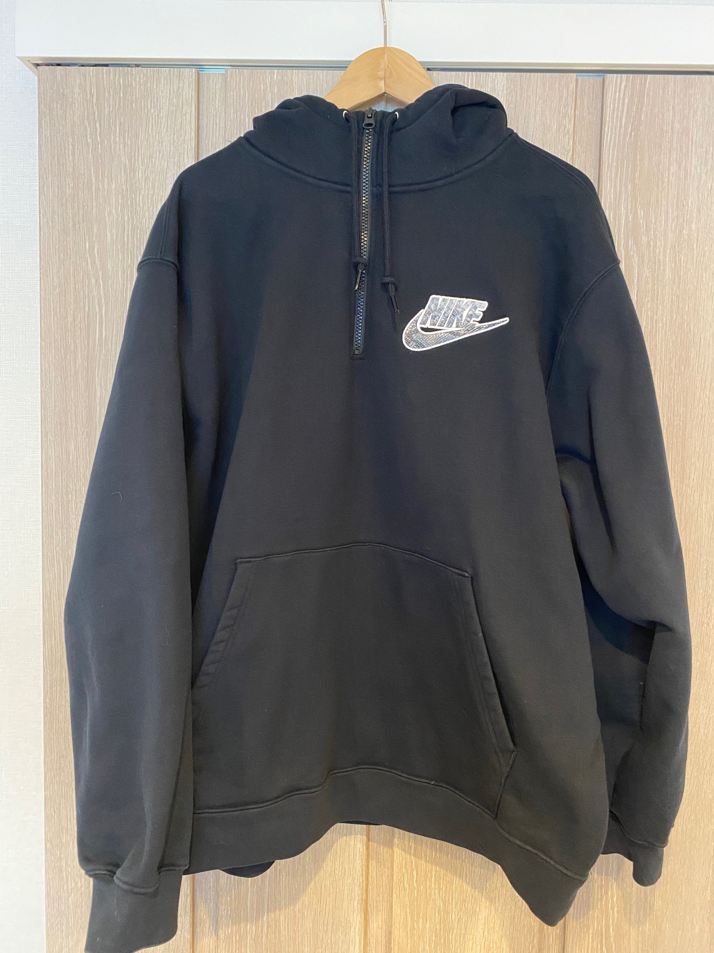 Supreme / Nike® Half Zip Hooded Sweatshirt "Black"