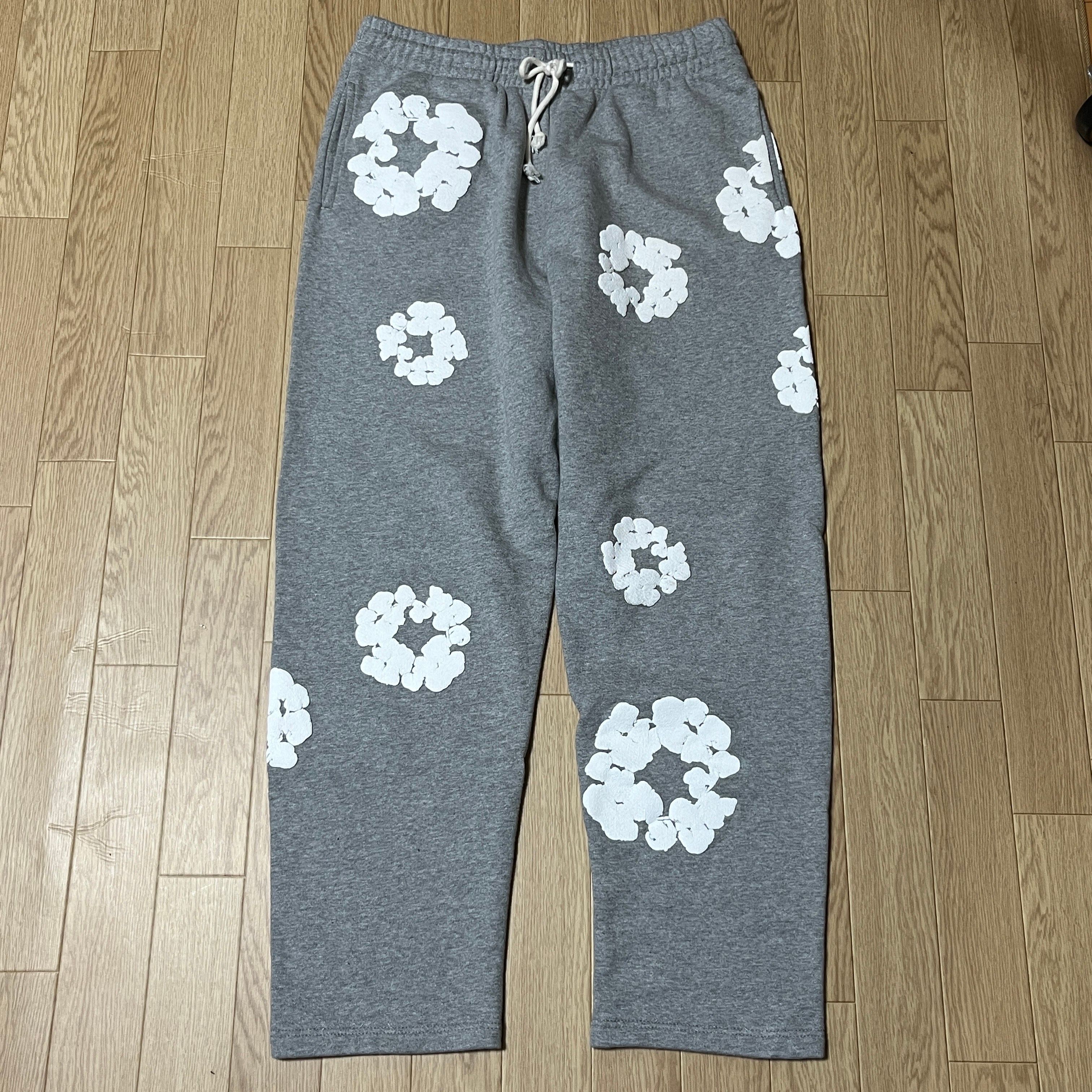 DENIM TEARS The Cotton Wreath Sweat Pants "Grey"