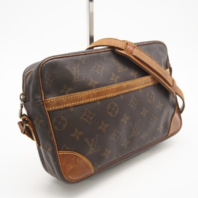LOUIS VUITTON ルイ・ヴィトン モノグラム トロカデロPM M51274 ショルダーバッグ ブラウン コーティングキャンバス レディース