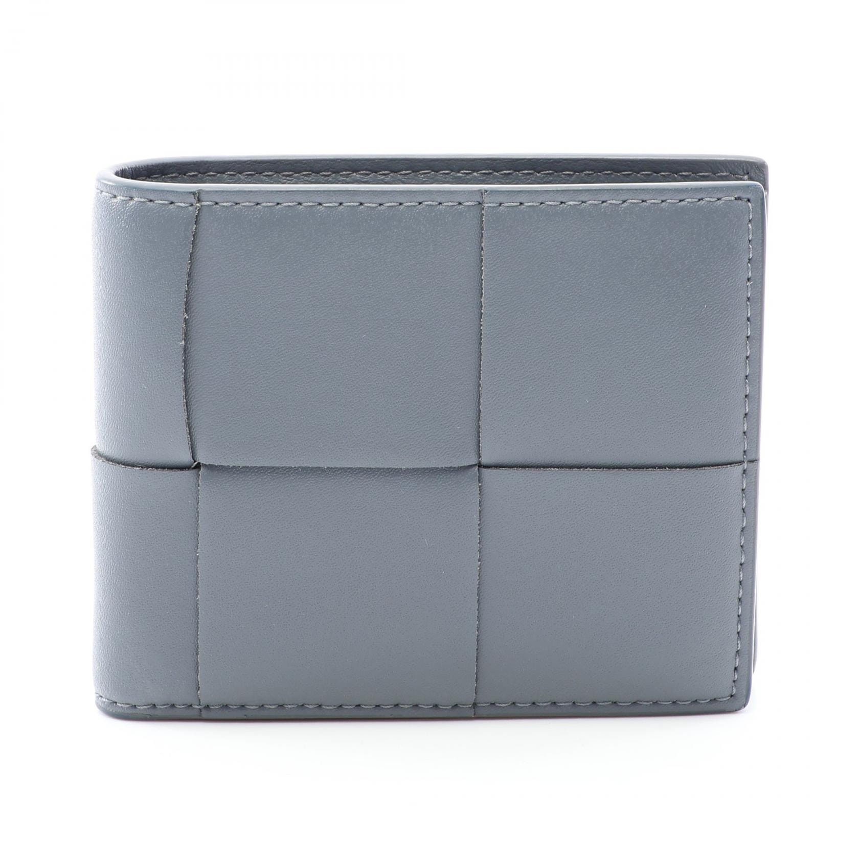 ボッテガヴェネタ BOTTEGA VENETA マキシイントレチャート 二つ折り財布 財布 レザー メンズ グレー系 【中古】