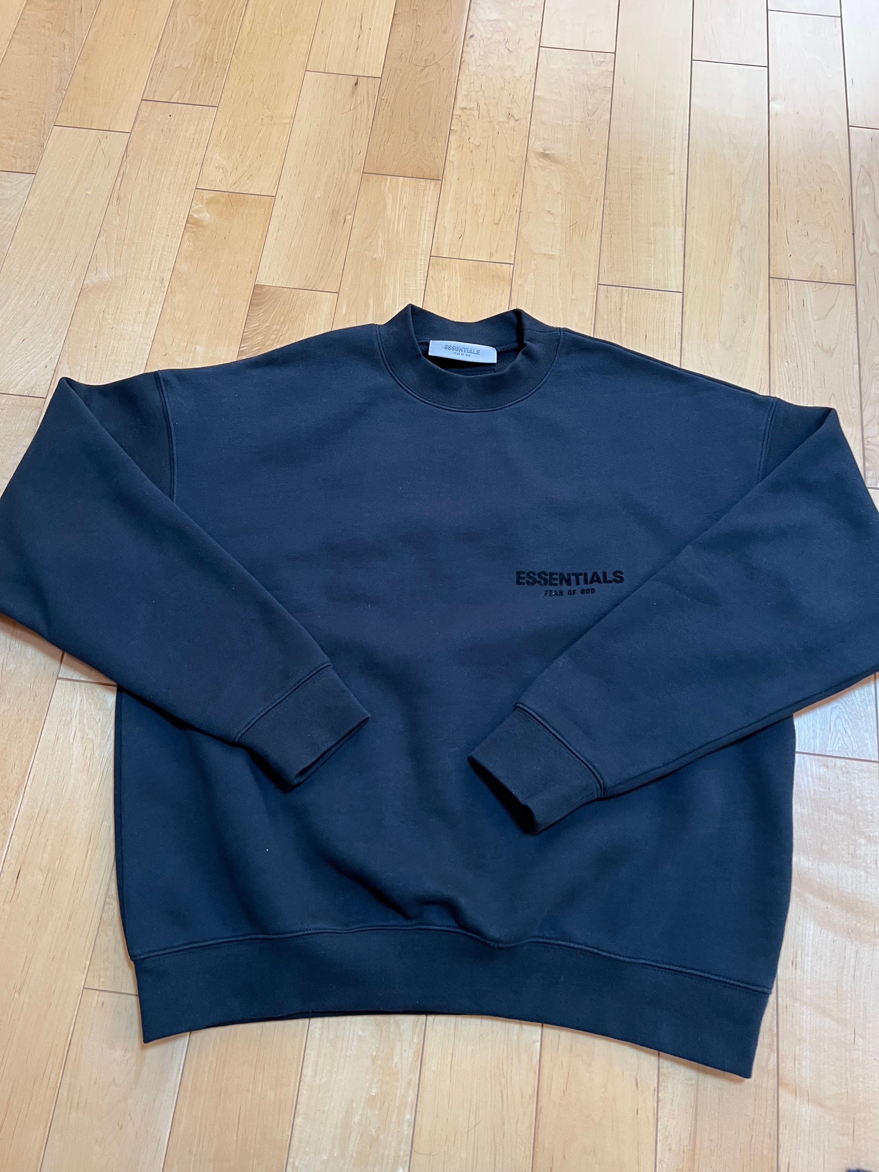FEAR OF GOD ESSENTIALS Crewneck "Stretch Limo"