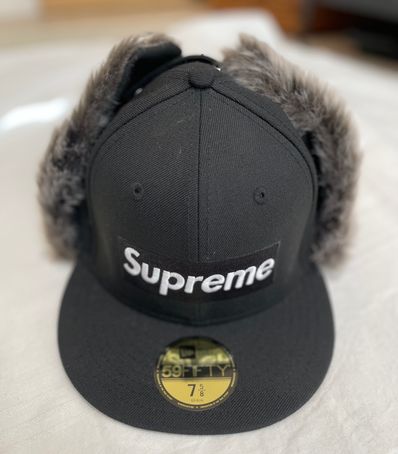 Supreme Earflap New Era® "Black"