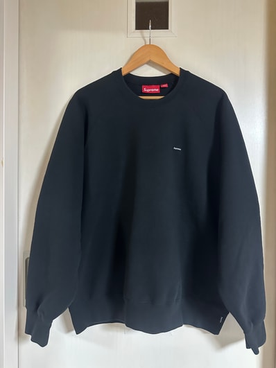 Supreme Small Box Raglan Crewneck Supreme Small Box Raglan Crewneck