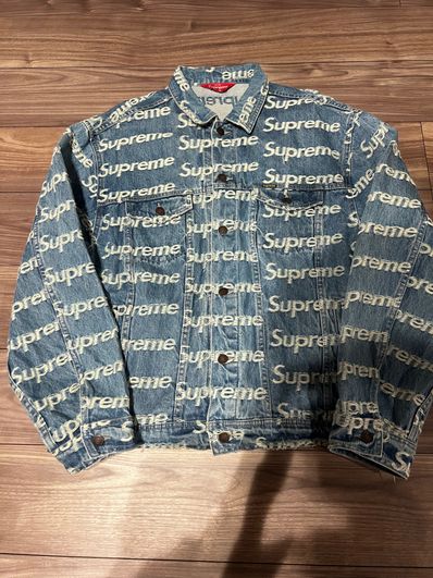 Supreme Frayed Logos Denim Trucker Jacket "Blue"
