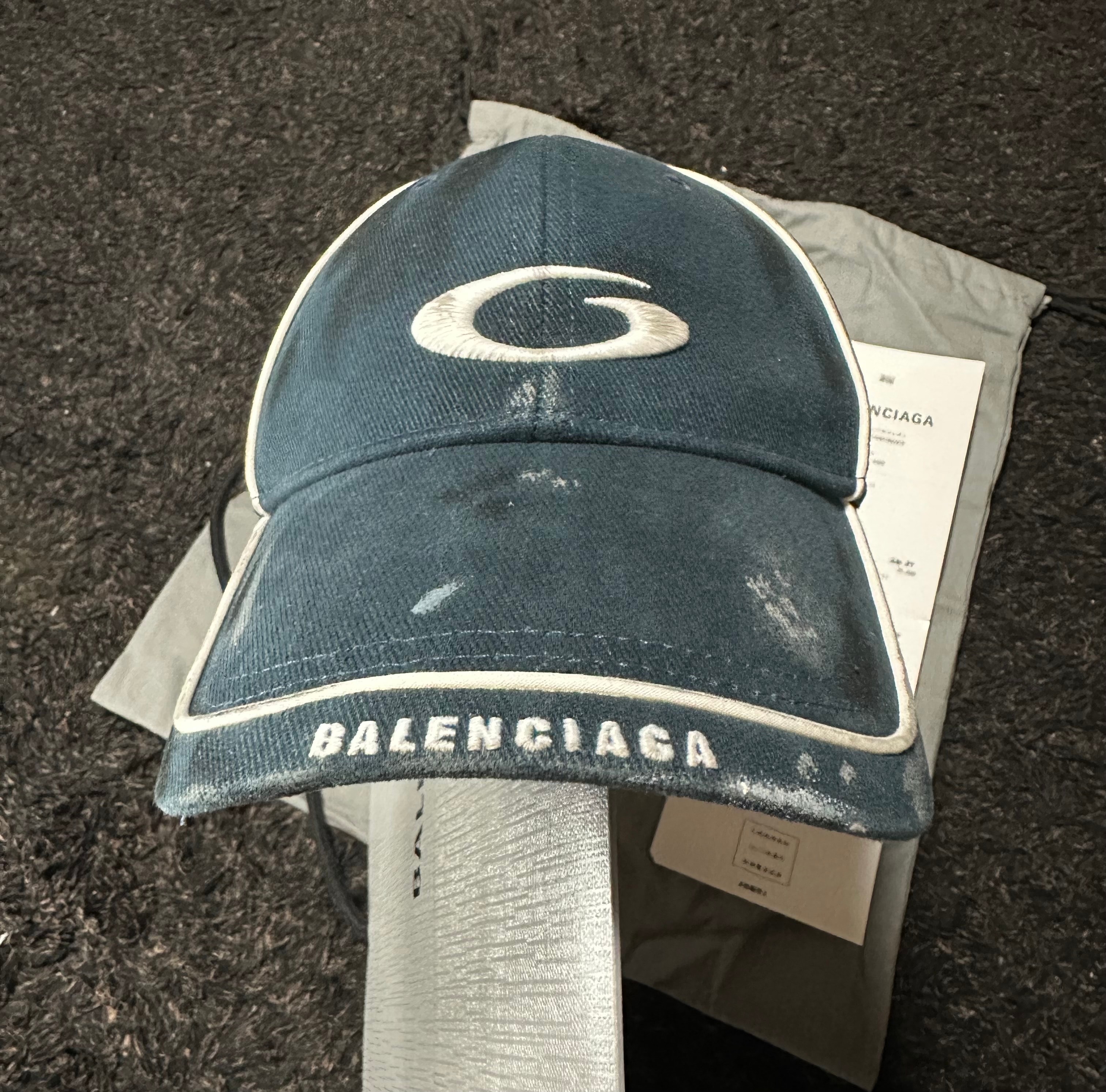 バレンシアガ ループ スポーツ アイコン キャップ "ブルー"