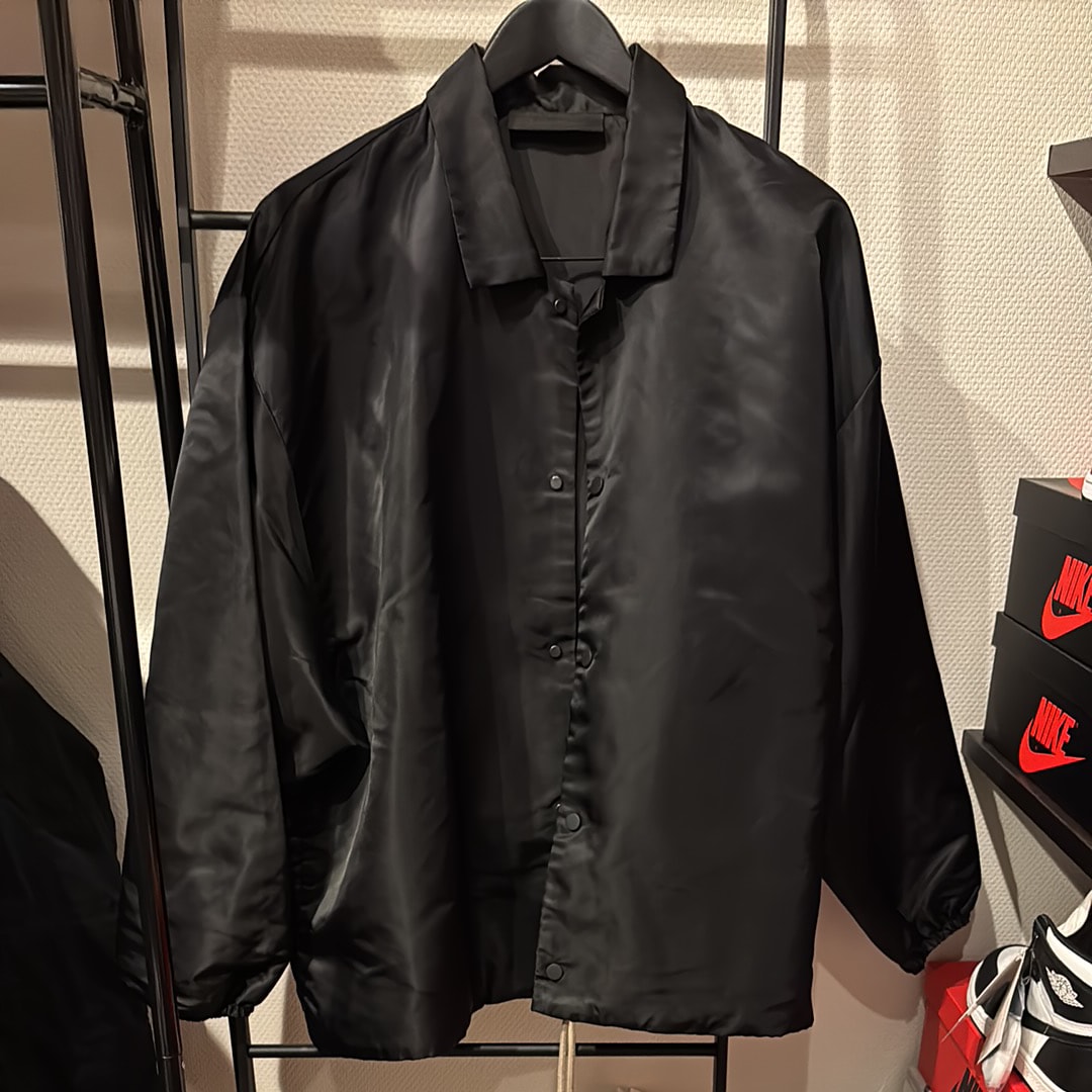 FEAR OF GOD ESSENTIALS Coaches Jacket "Black"