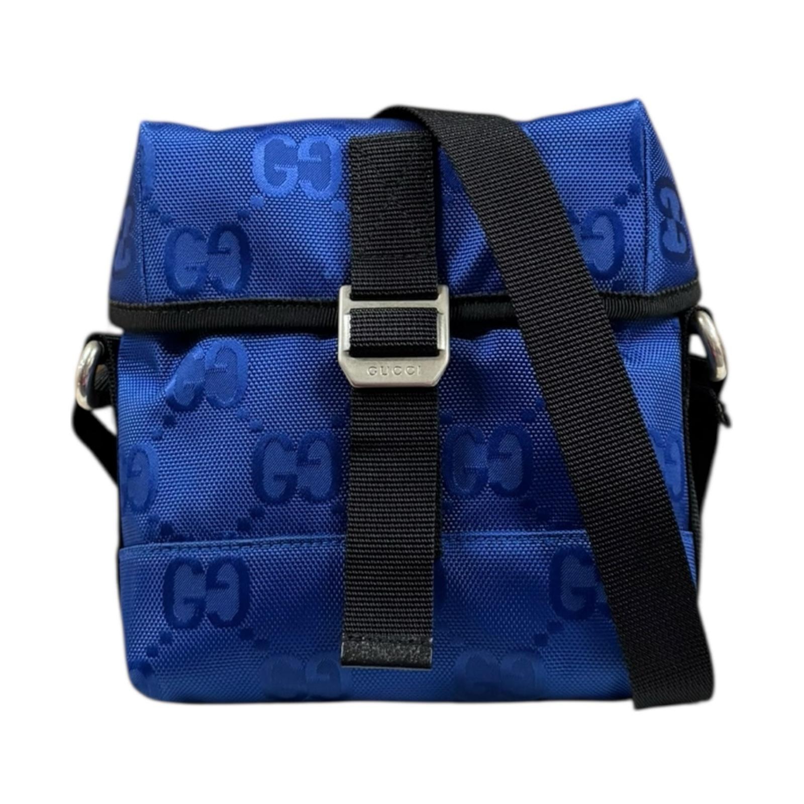 グッチ オブザグリッドメッセンジャーバッグ ショルダーバッグ ナイロン 643858 ブルー ユニセックス GUCCI 中古