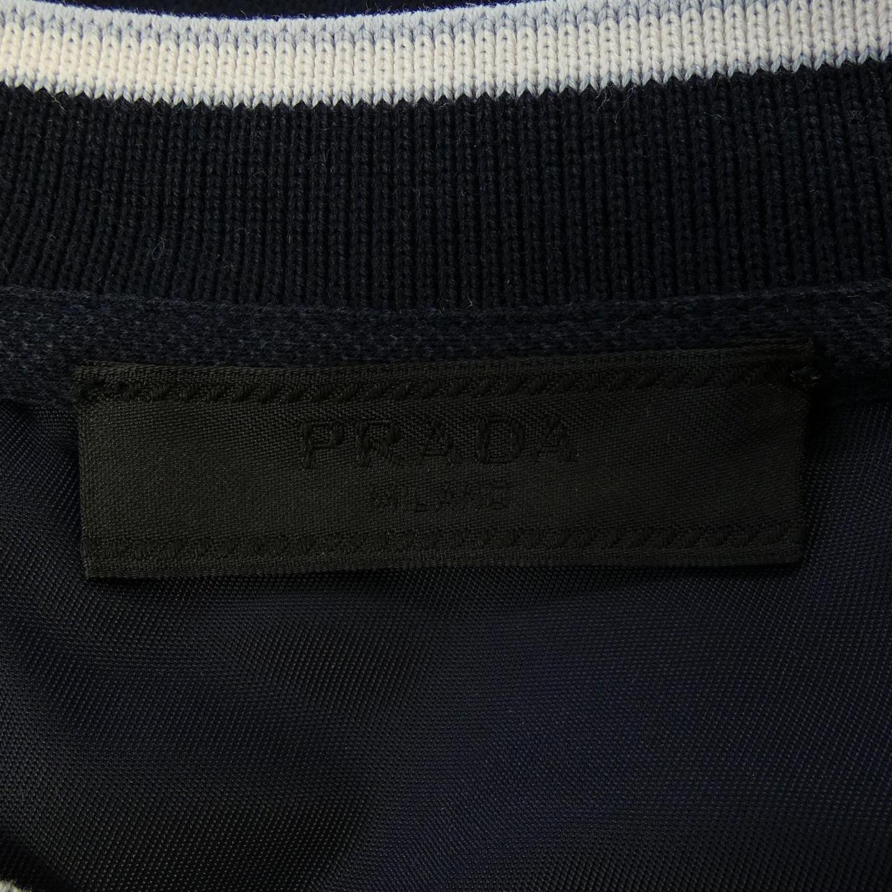 C (やや傷や汚れあり)】プラダ PRADA UJN616 S201 1VT8 Tシャツ Mの