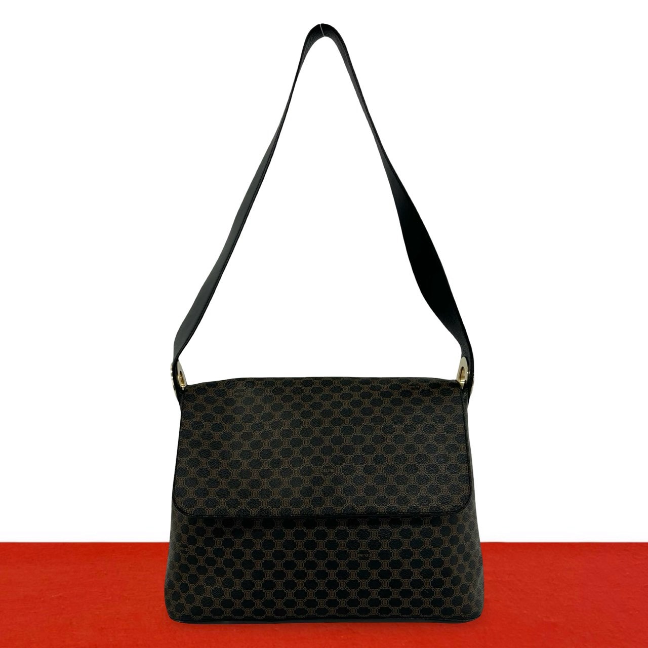 CELINE セリーヌ マカダム ブラゾン トリオンフ 柄 レザー PVC ショルダーバッグ ブラック
35670