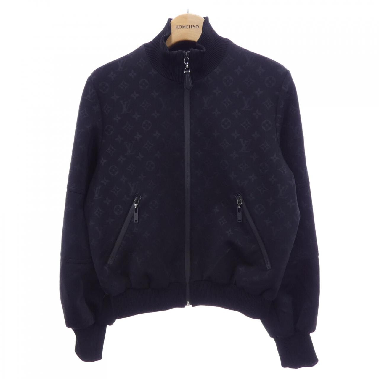 ルイヴィトン LOUIS VUITTON エンボスモノグラム FMJA26D97 ブルゾン