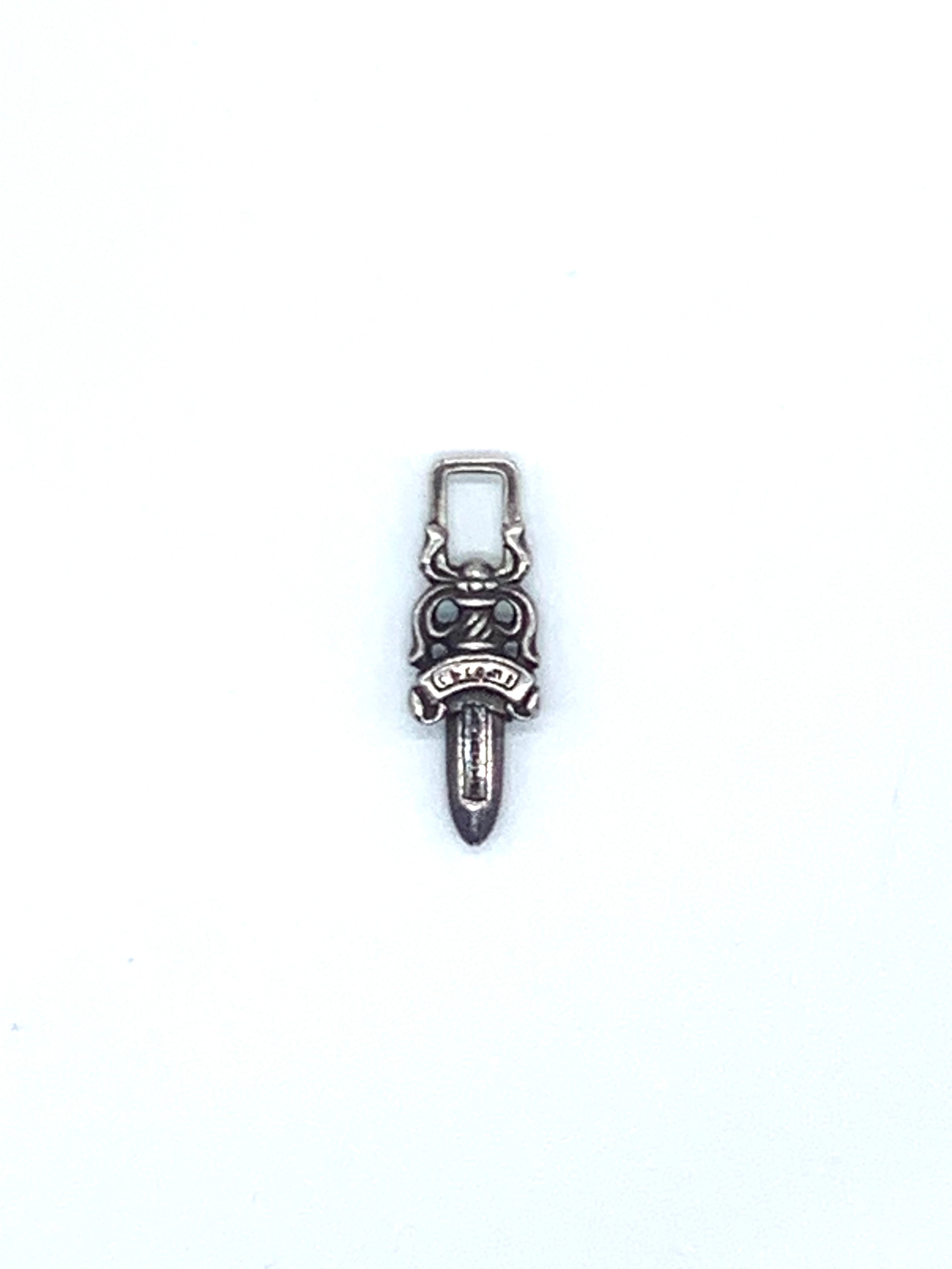 Chrome Hearts #5 Dagger Charm Zip 1 "Silver"