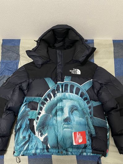 Supreme x The North Face Statue of Liberty Baltoro Jacket "Black"