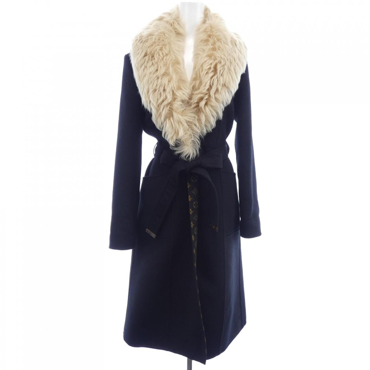 ルイヴィトン LOUIS VUITTON シャーリングカラーベルテッド FJMA83QWE コート