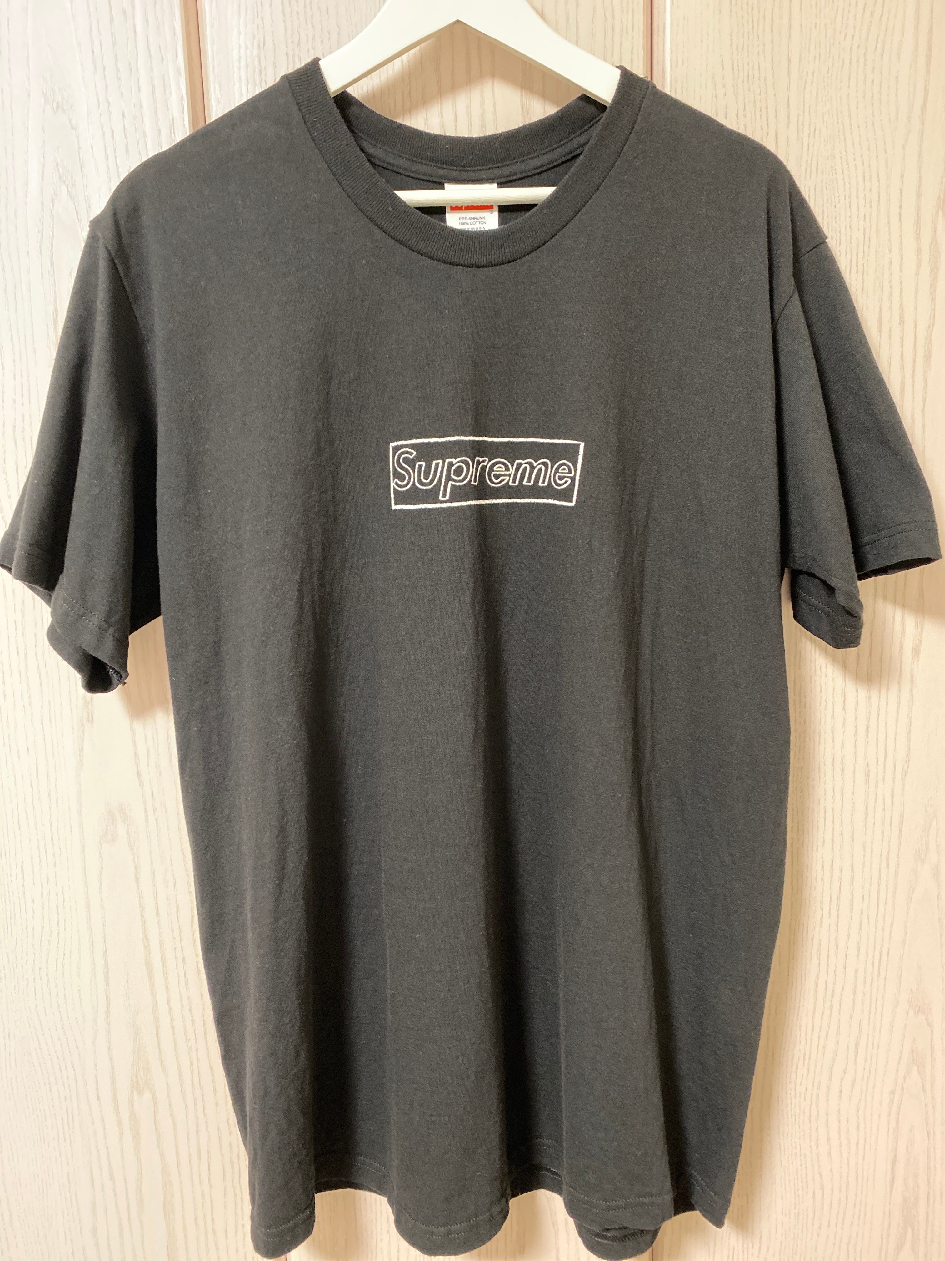 Supreme KAWS Chalk Logo Tee "Black"
