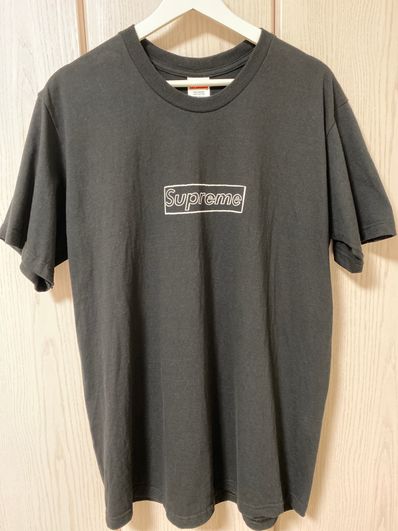 Supreme KAWS Chalk Logo Tee "Black"