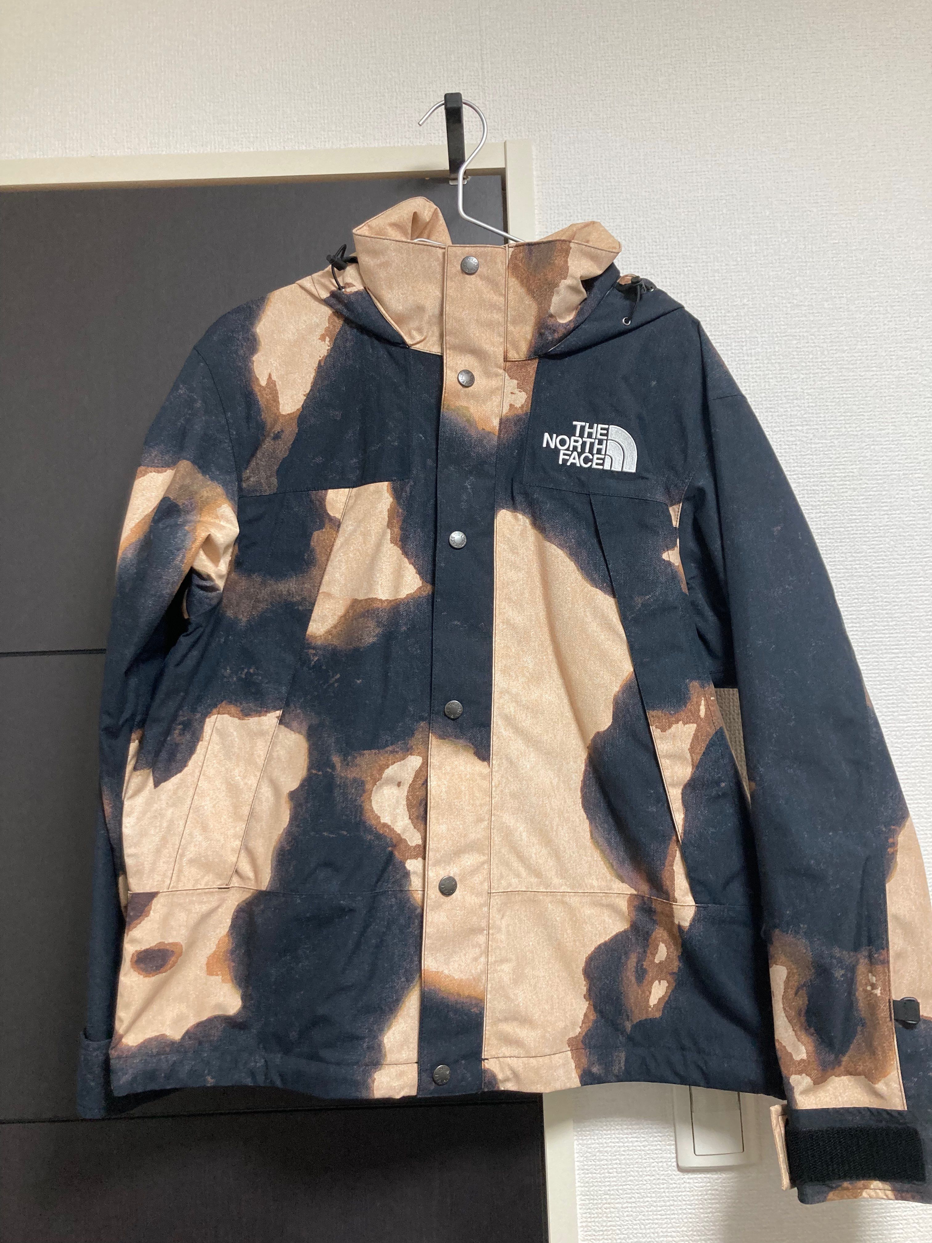Supreme x The North Face Bleached Denim Print Mountain Jacket "Black"