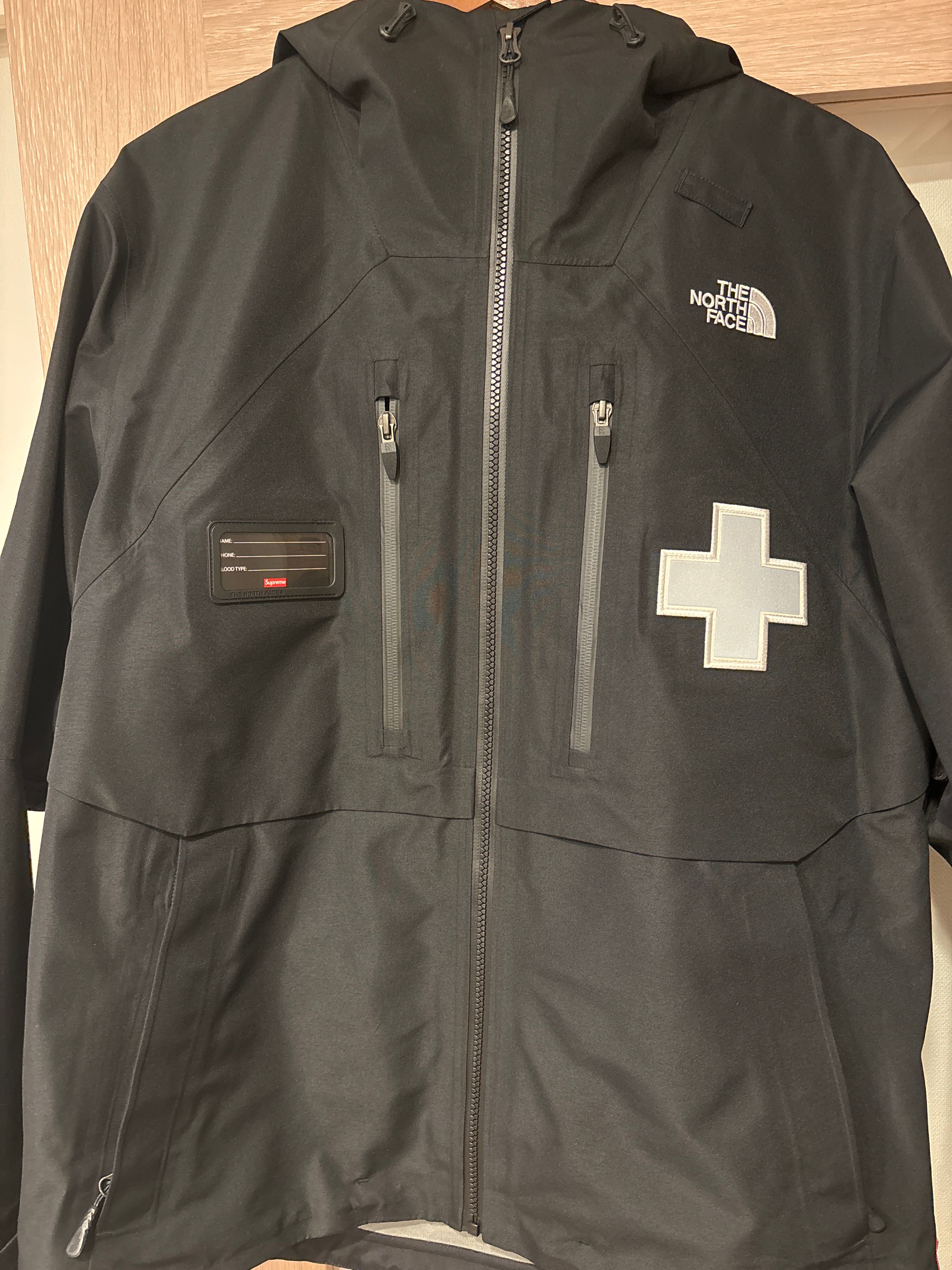 Supreme x The North Face Summit Series Rescue Mountain Pro Jacket "Black"