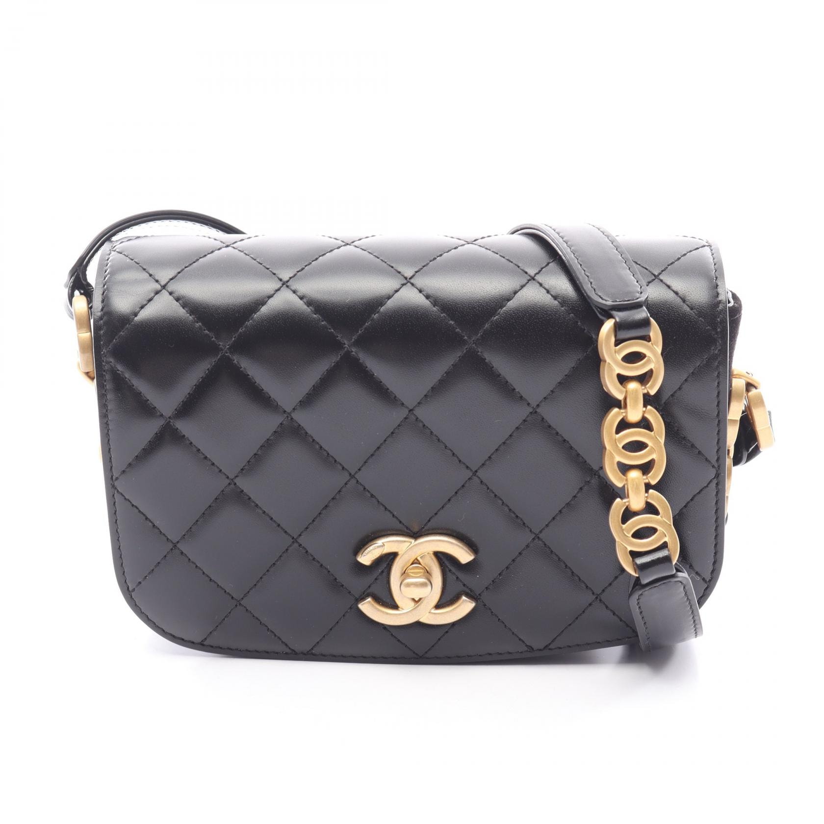 シャネル CHANEL マトラッセ ショルダーバッグ バッグ レザー スウェード レディース ブラック系 AS3402 【中古】