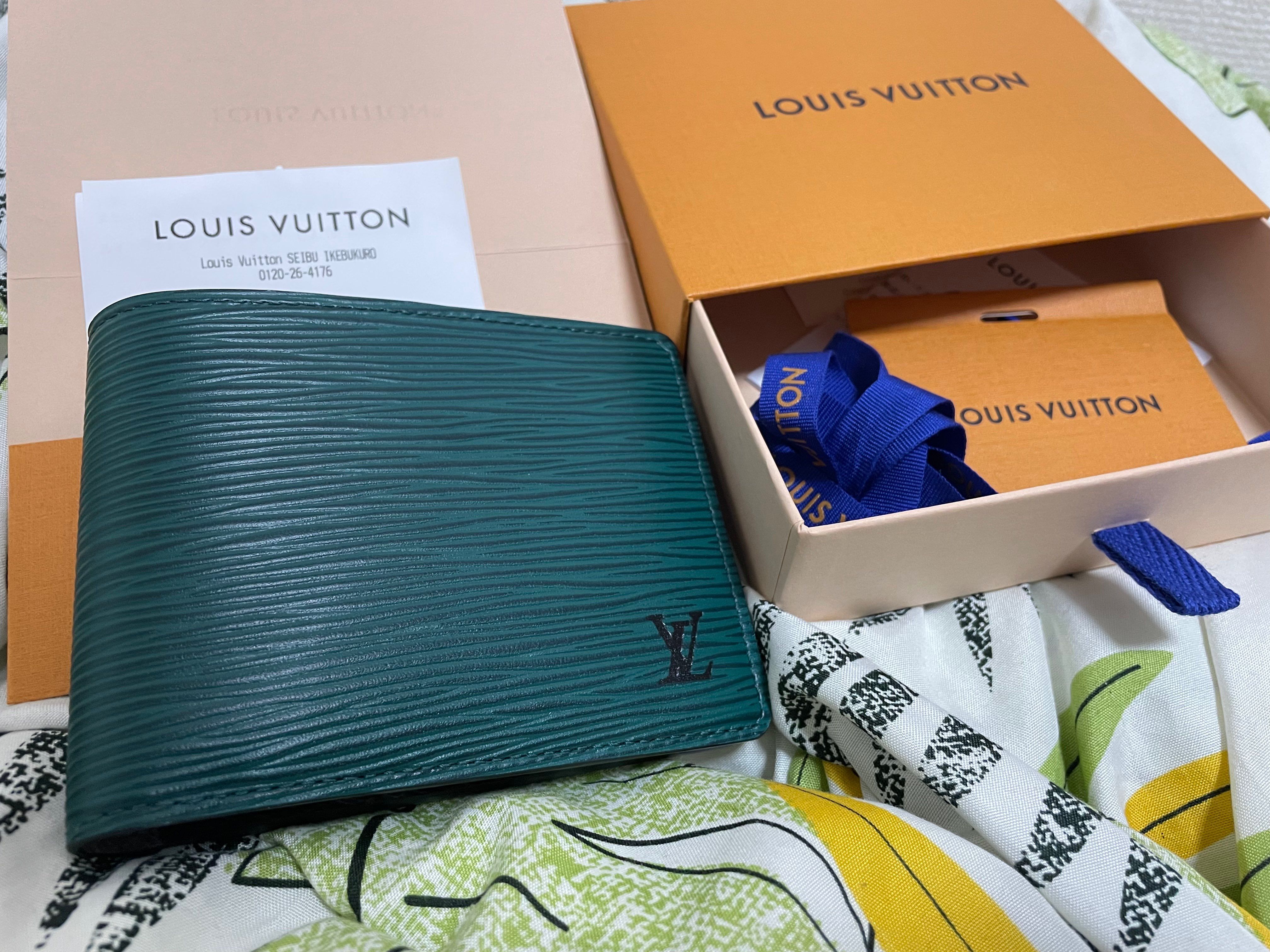 Louis Vuitton Multiple Wallet Epi "Green"