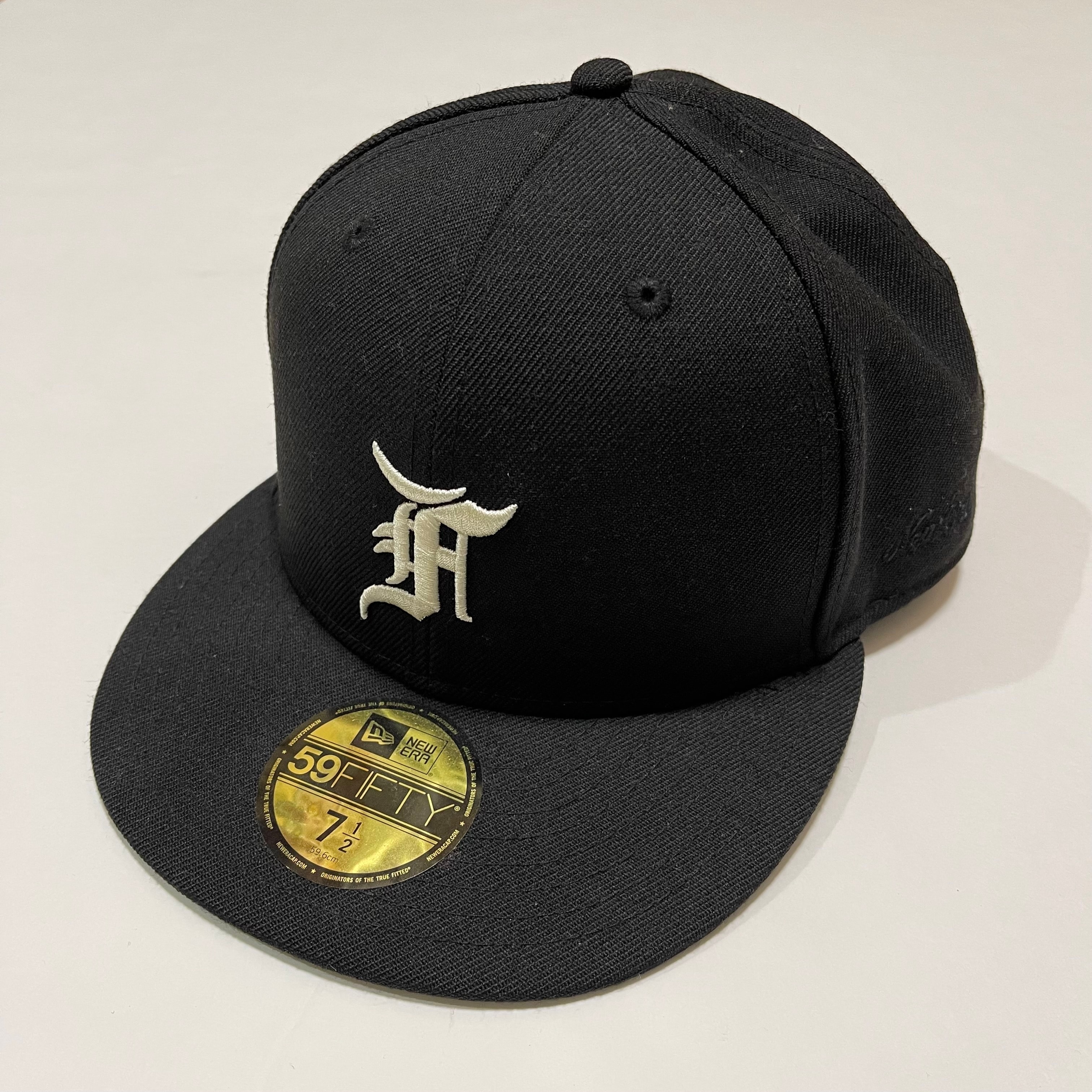 FEAR OF GOD ESSENTIALS New Era Fitted Cap (FW20) "Black"