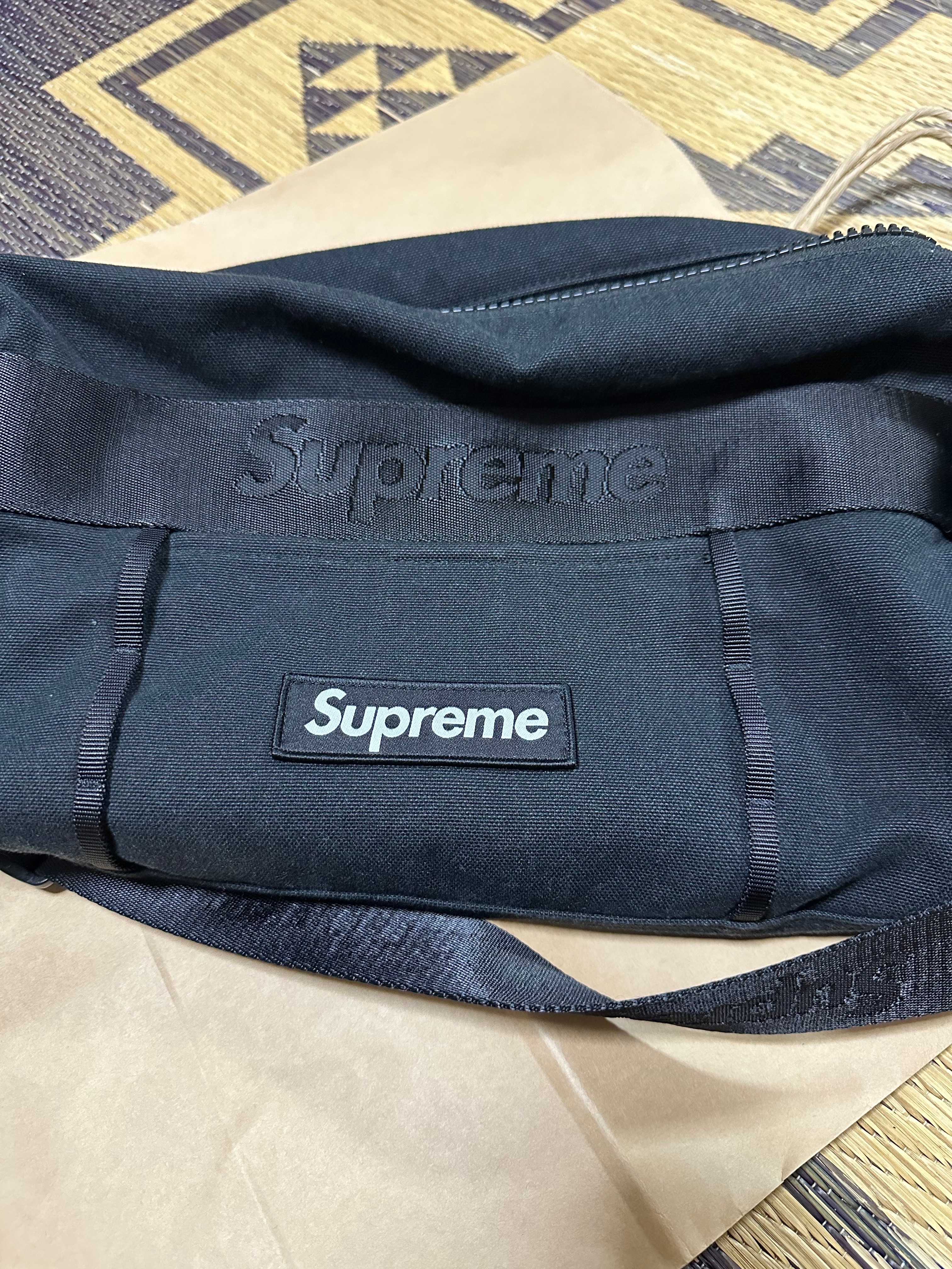 Supreme 25SS Utility Bag "Black"