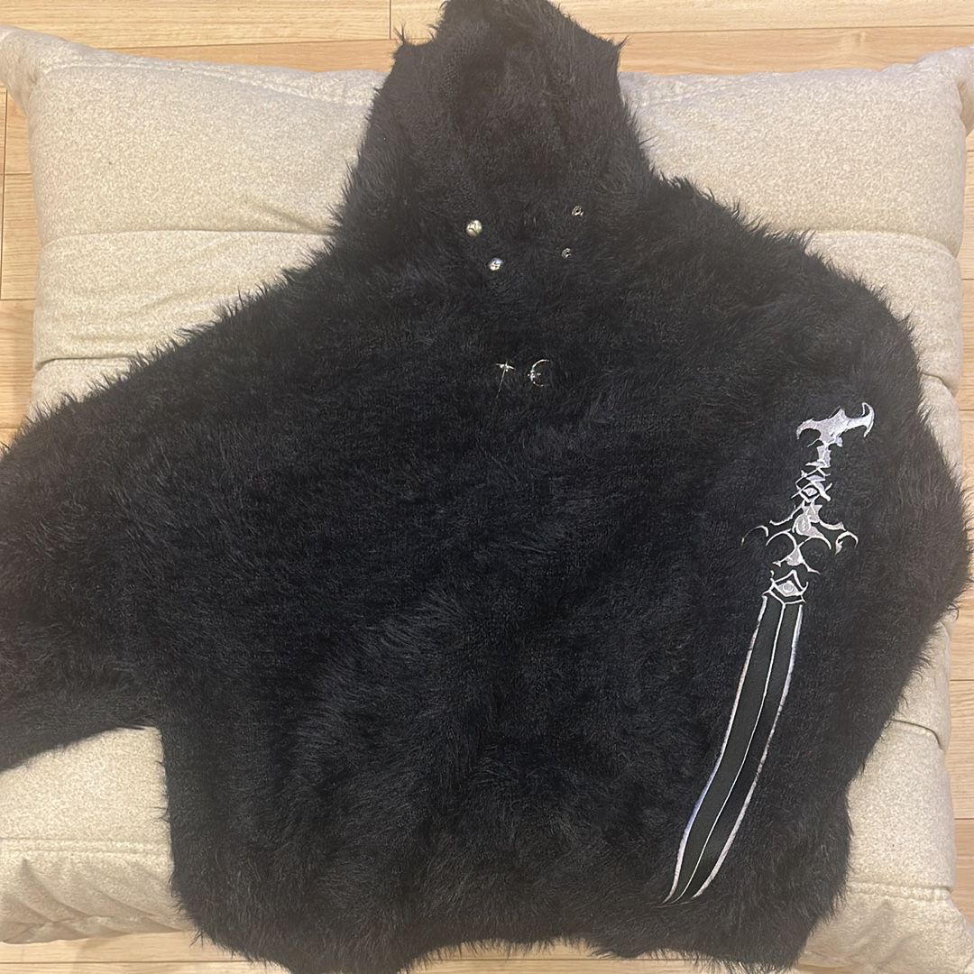 THUG CLUB Pack Fur Sword Hoodie "BLACK"