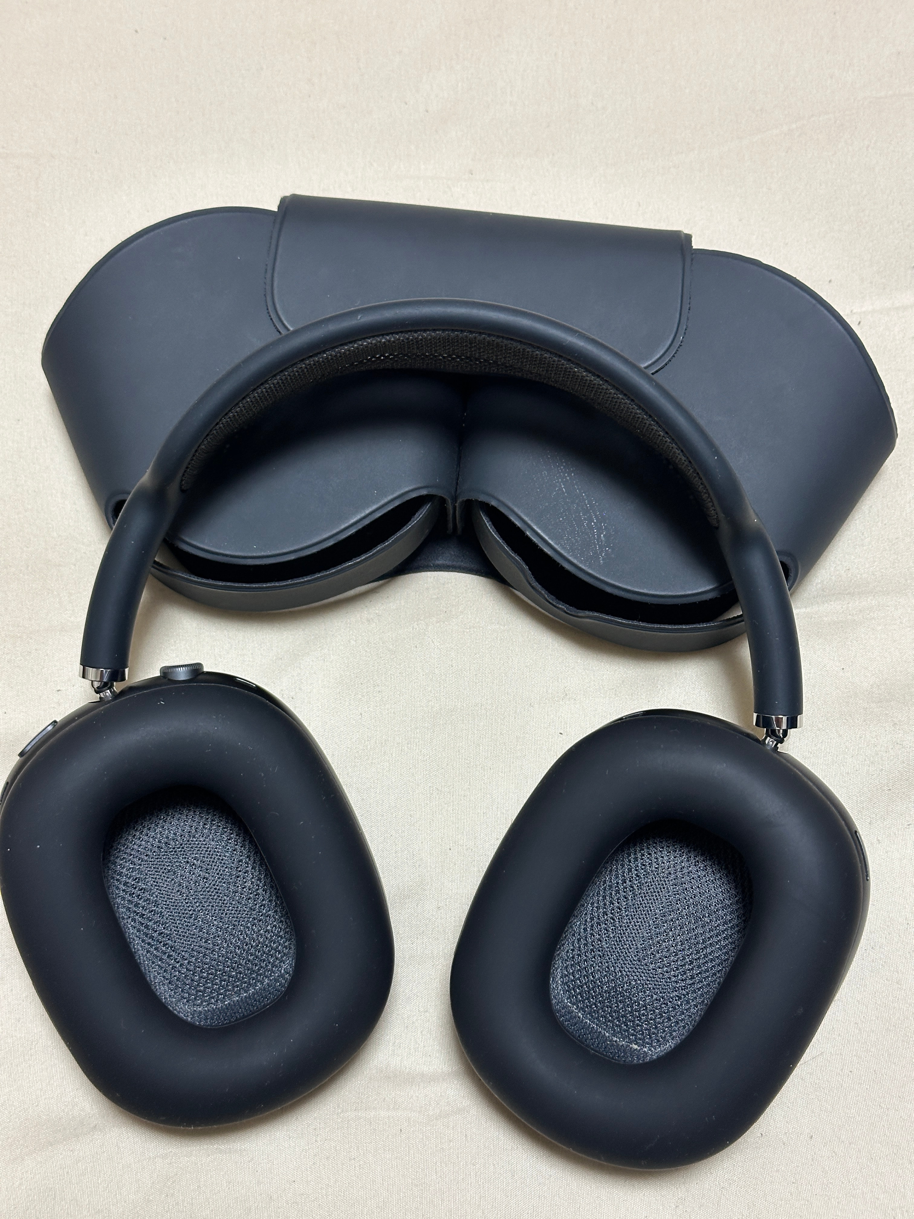 A (未使用に近い)】Apple AirPods Max / スペースグレイ FREEの中古