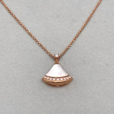 【値下げ】BVLGARI ブルガリ ディーヴァ ドリームネックレス 750PG MOP ネックレス 358365 K18ピンクゴールド ピンクゴールド レディース【中古】