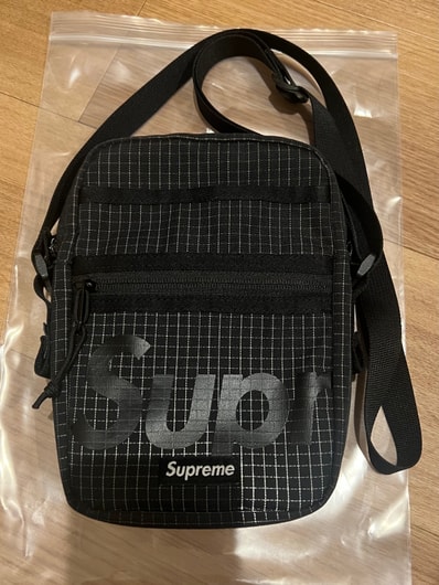 Supreme Shoulder Bag Supreme Shoulder Bag