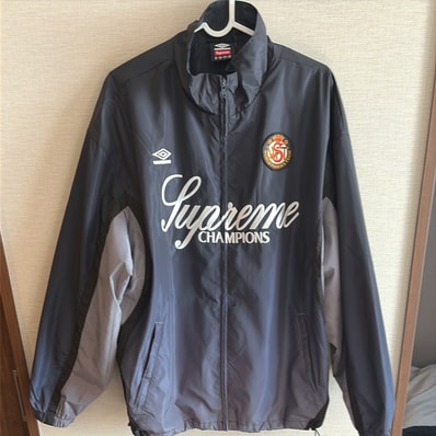 Supreme x Umbro Gradient Track Jacket "Black"