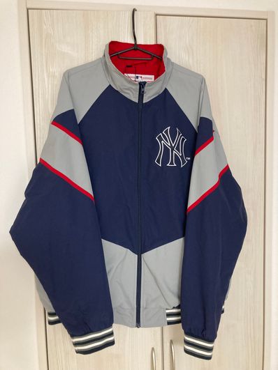 Supreme New York YankeesTM Track Jacket "Navy"