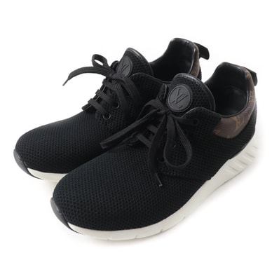 極美品 ルイヴィトン
スニーカー ブラック メンズ 6