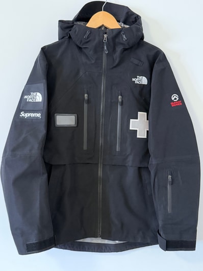 Supreme x The North Face Summit Series Rescue Mountain Pro Jacket "Black"