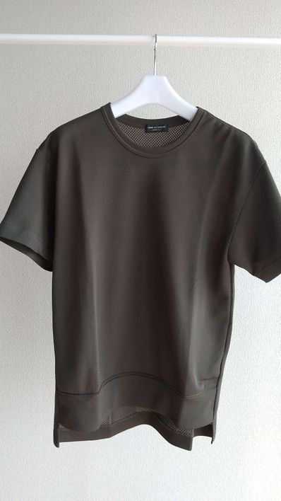 コムデギャルソン カーキ グリーン Tシャツ