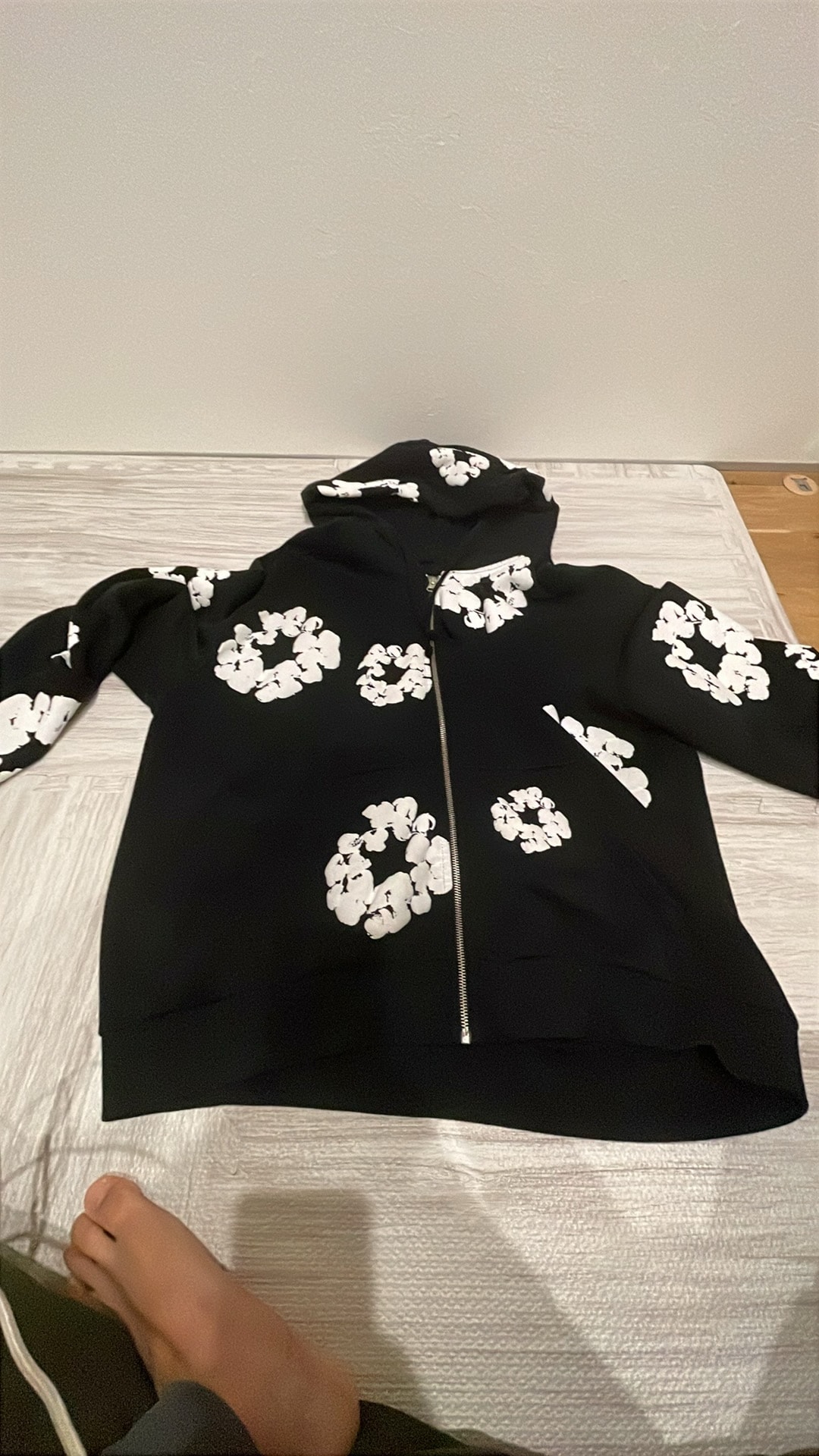 DENIM TEARS Cotton Wreath Zip Hoodie "Black"