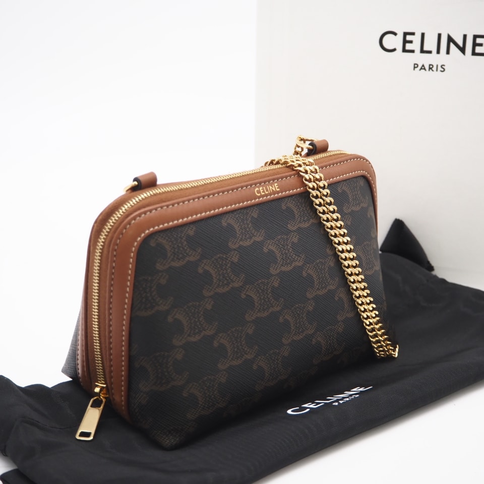 極美品 CELINE セリーヌ トリオンフキャンバス ラムスキン チェーンクラッチ タン 10E382CBX.04LU ショルダーバッグ ブラウン コーティングキャンバス レディース