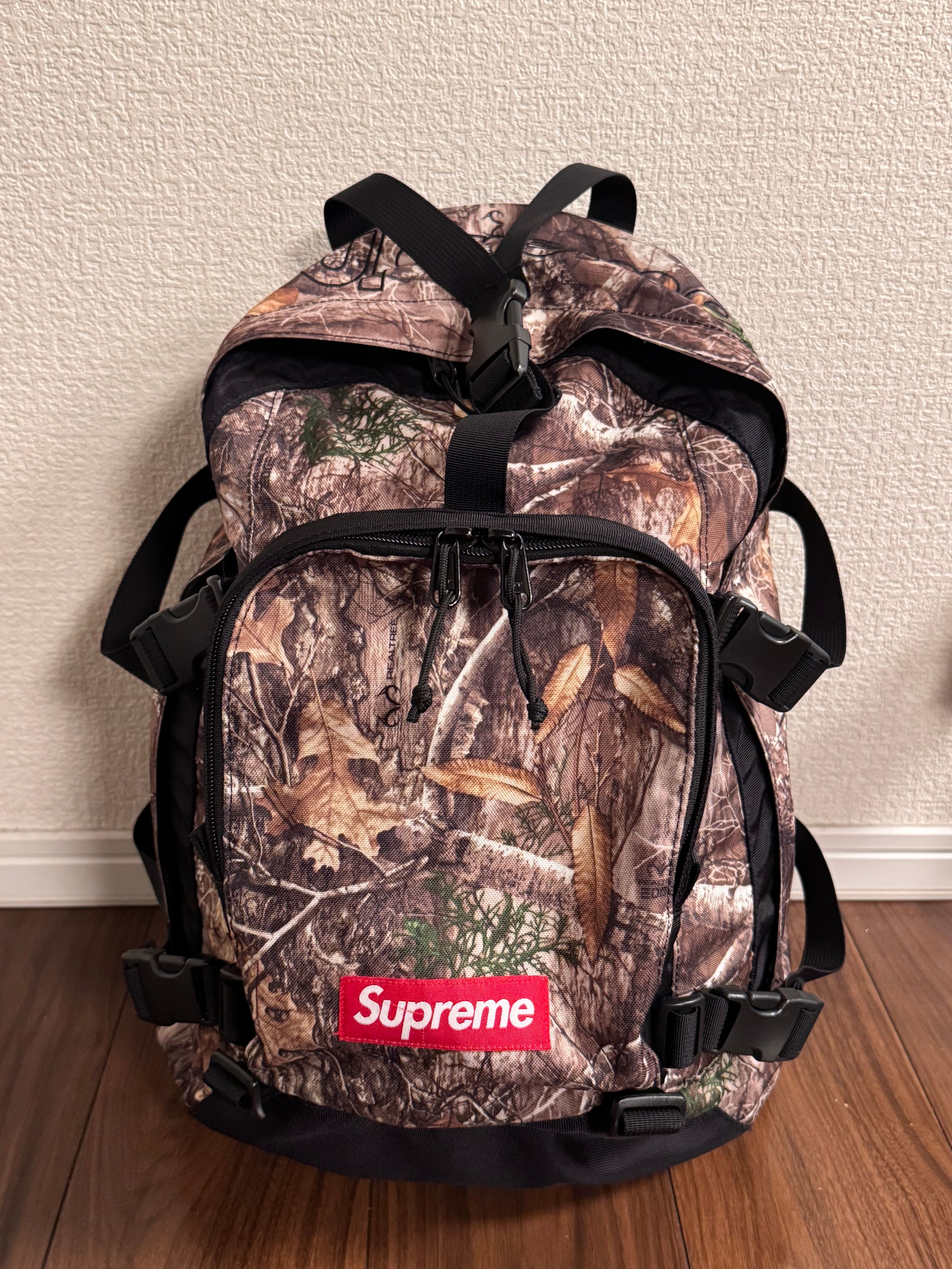 Supreme 19FW Backpack "Real Tree Camo"