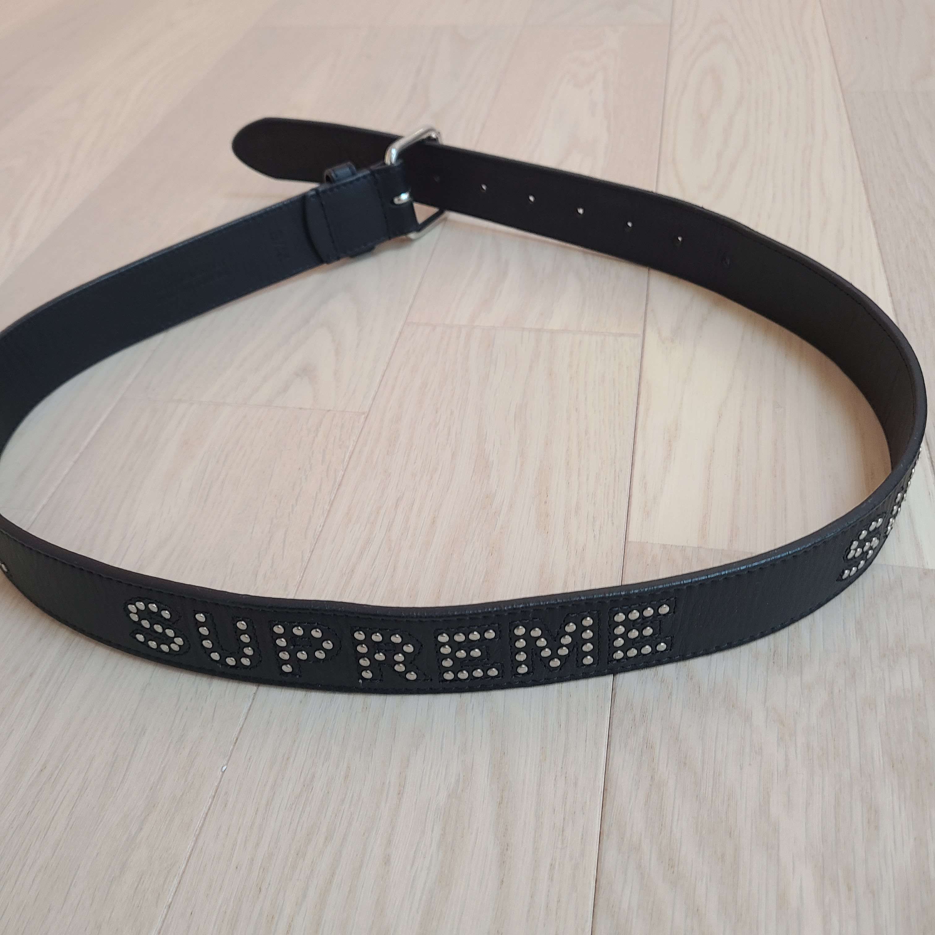 Supreme Studded Logo Belt "Black"