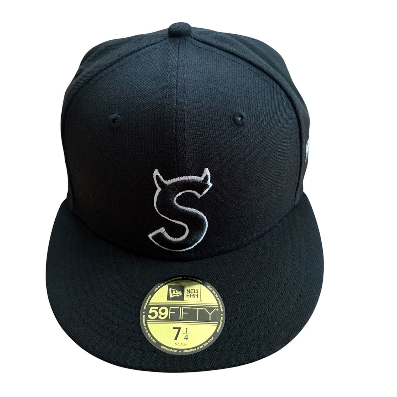 Supreme World Famous Box Logo New Era® 