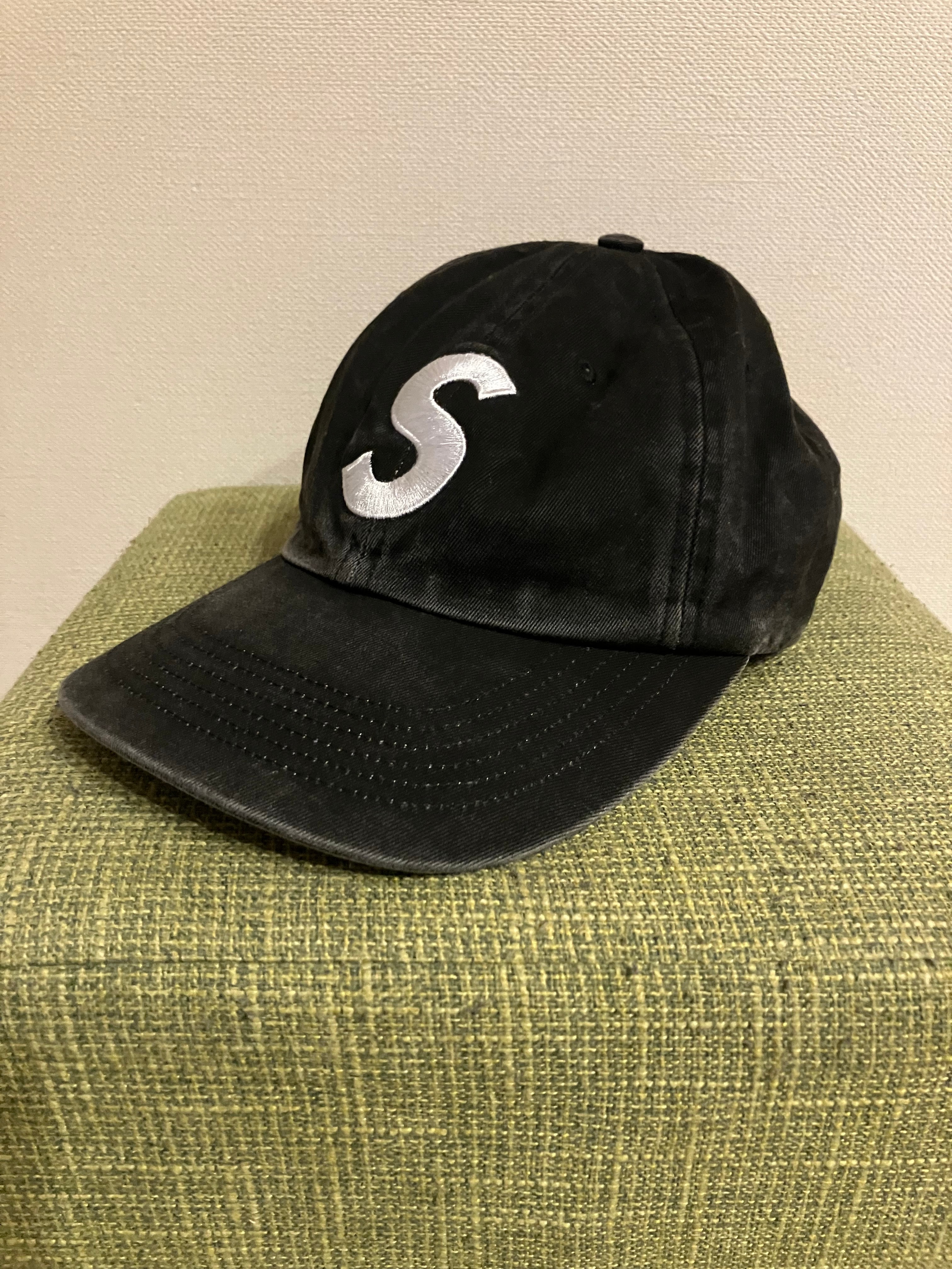 Supreme Pinup Mesh Back 5-Panel 